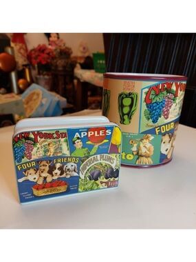 Oneida Vintage Labels Medium Oval Stoneware Cookie Jar/Canister & Napkin Holder